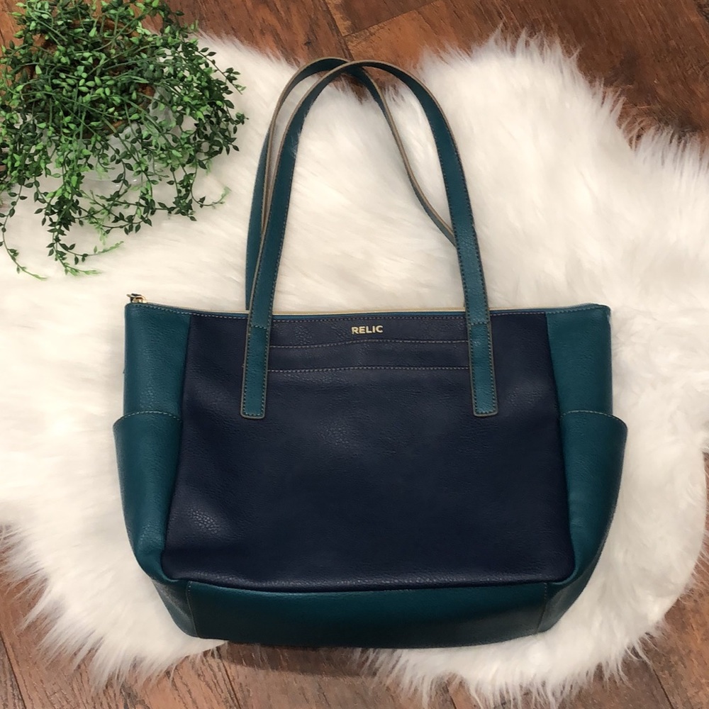 Relic tote
